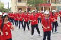 Học sinh Trường THCS Nguyễn Hữu Tiến đồng diễn bài Võ nhạc Vovinam cùng hơn 700 nghìn học sinh phổ thông trong tỉnh.